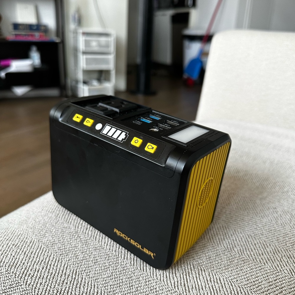 Rocksolar 80W Portable Power Station/Battery
